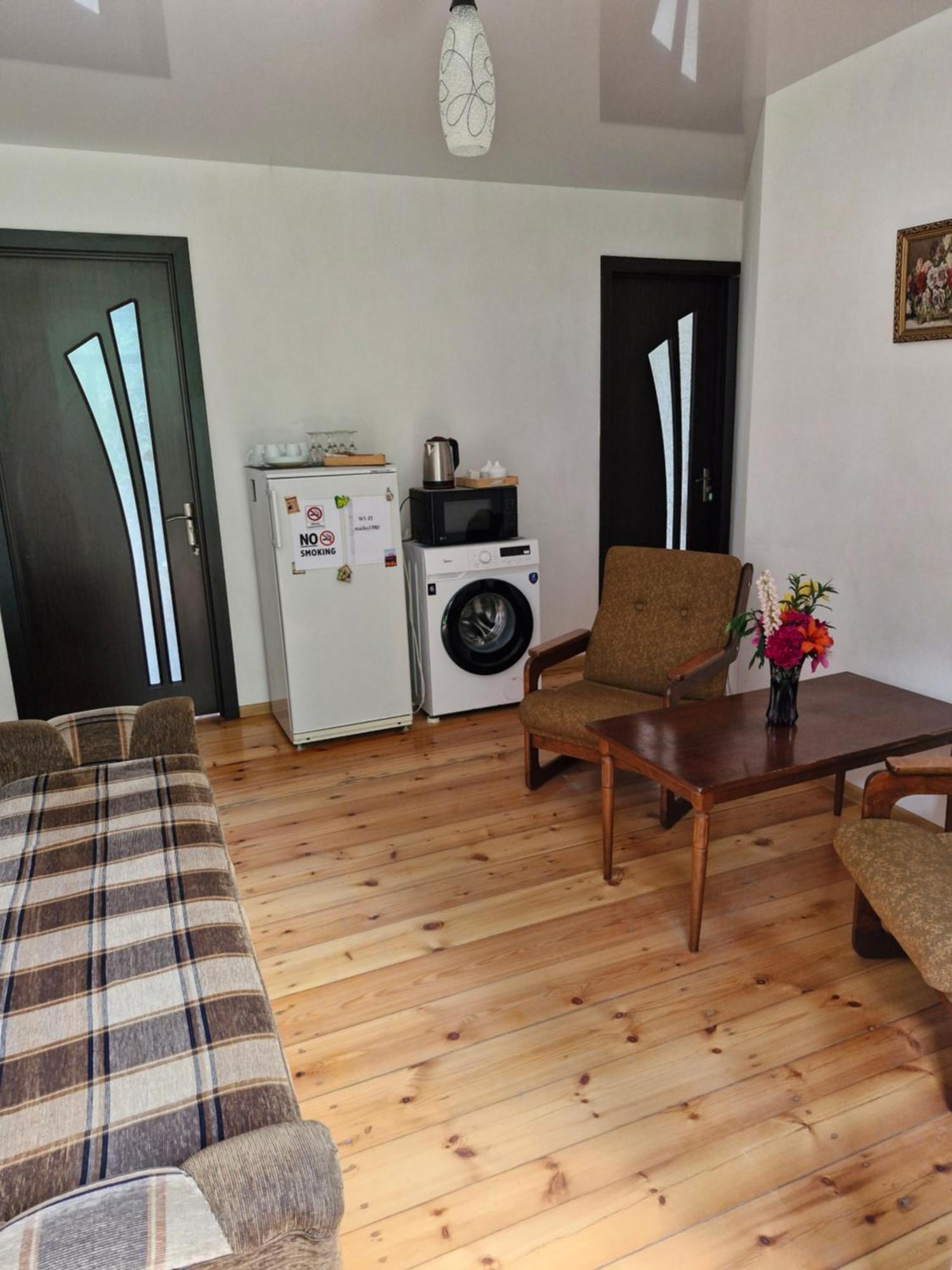Maiko Guest House Казбеги Екстериор снимка