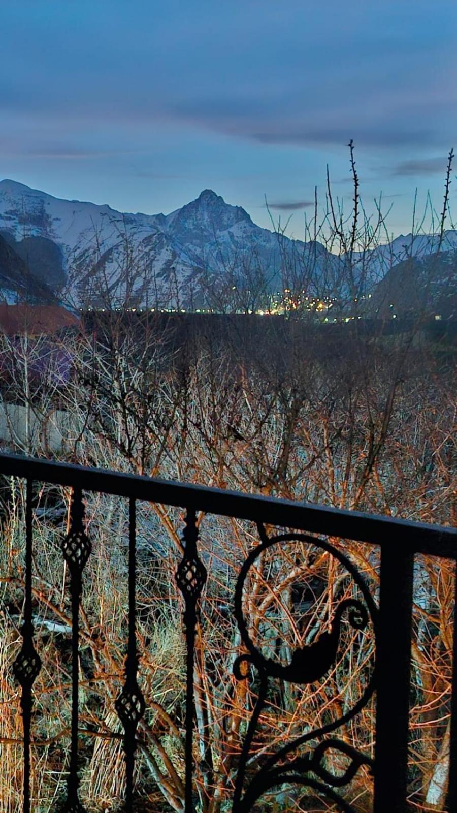 Maiko Guest House Казбеги Екстериор снимка